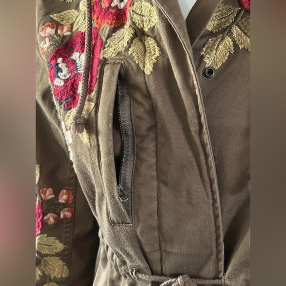 Johnny Was Mehdi Hooded Utility Jacket - Picture 8 of 17